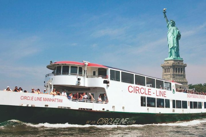 Circle Line: 90-min NYC Landmarks Cruise