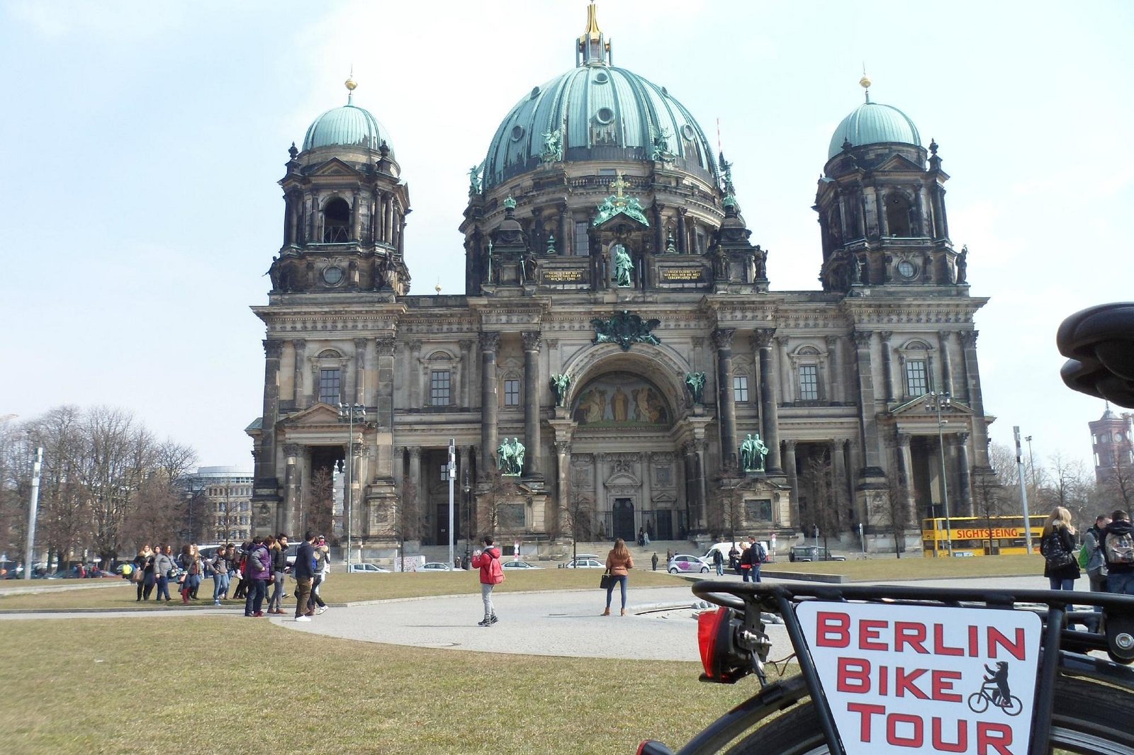 3.5-Hour Guided Bike Tour of Berlin Wall