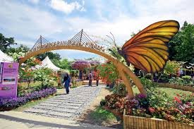 Kuala Lumpur Bird Park, Butterfly Park with Orchid and Hibiscus Garden Day Tour