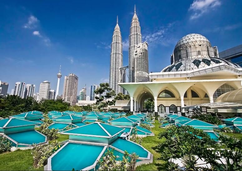 Combo (Save 5%): Petrosains, The Discovery Centre + Petronas Twin Towers Tickets Non-Malaysian Citizen
